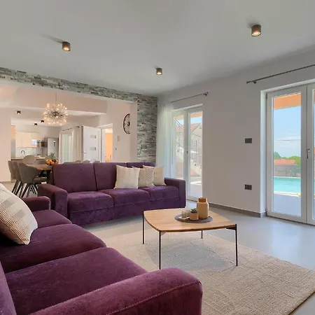 Holiday home Grande Brscici