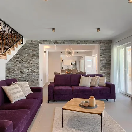 Holiday home Grande Brscici Jursici